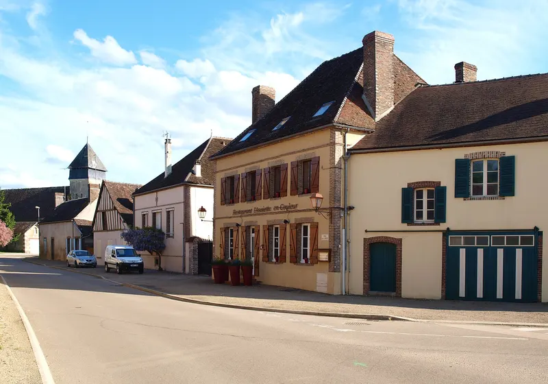 La traversée du village de Dracy